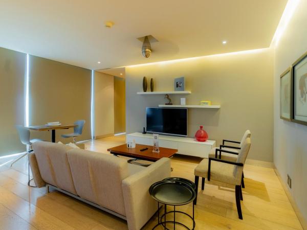 Capitalia - ApartHotel - San Angel Inn : photo 8 de la chambre suite junior avec balcon