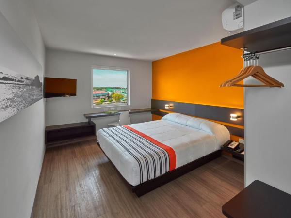 City Express Junior by Marriott Ciudad de México Sullivan : photo 6 de la chambre chambre lit queen-size