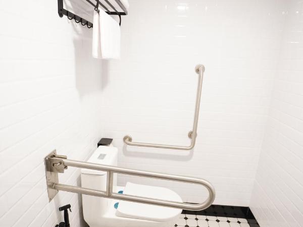 Dê MOCCIS Boutique Hotel : photo 3 de la chambre chambre lits jumeaux pour personnes à mobilité réduite