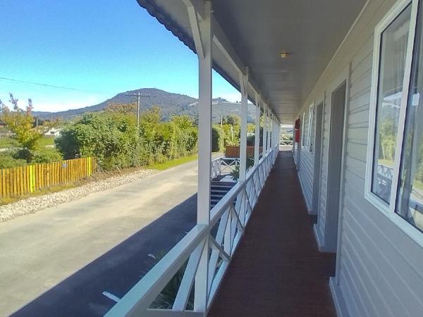 Cosy Cottage Thermal Holiday Park : photo 5 de la chambre cabine basique avec salle de bains commune