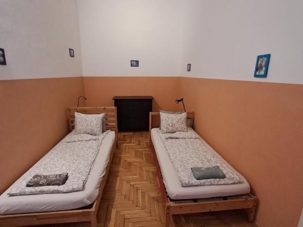 Pal's Hostel and Apartments : photo 1 de la chambre appartement 1 chambre