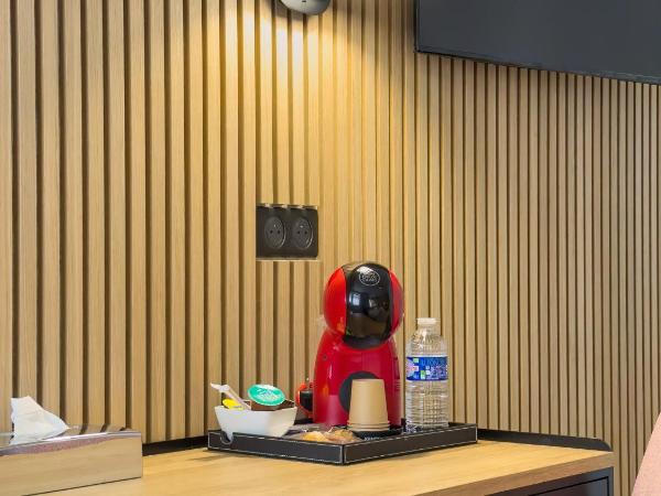 Hotel De La Gare : photo 4 de la chambre chambre lit king-size supérieure