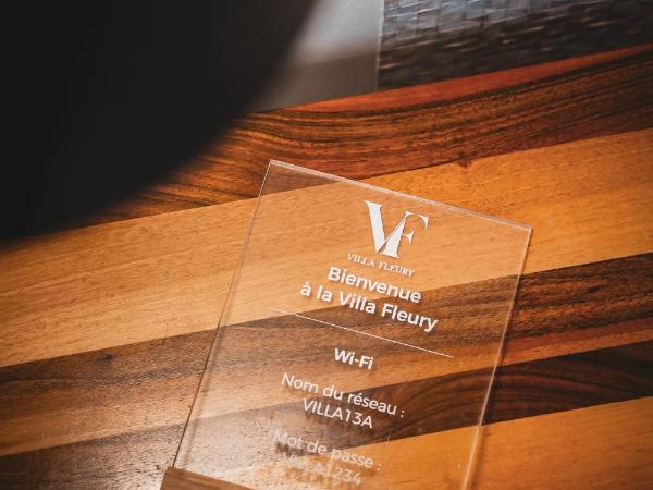 VILLA FLEURY - APPART'HÔTEL DE STANDING : photo 2 de la chambre studio supérieur