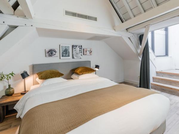 Eye Hotel : photo 1 de la chambre petite chambre double