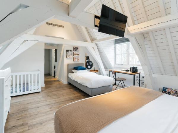 Eye Hotel : photo 3 de la chambre chambre familiale deluxe