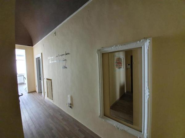 CconfortHotels Host Bari Centrale SELF CHECK IN : photo 1 de la chambre lit superposé dans dortoir mixte