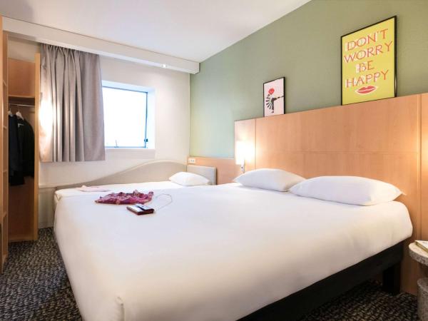 Hotel ibis Rennes Centre Gare Sud : photo 1 de la chambre chambre standard avec 1 lit double et 1 lit simple