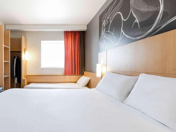 Hotel ibis Rennes Centre Gare Sud : photo 7 de la chambre chambre standard avec 1 lit double et 1 lit simple