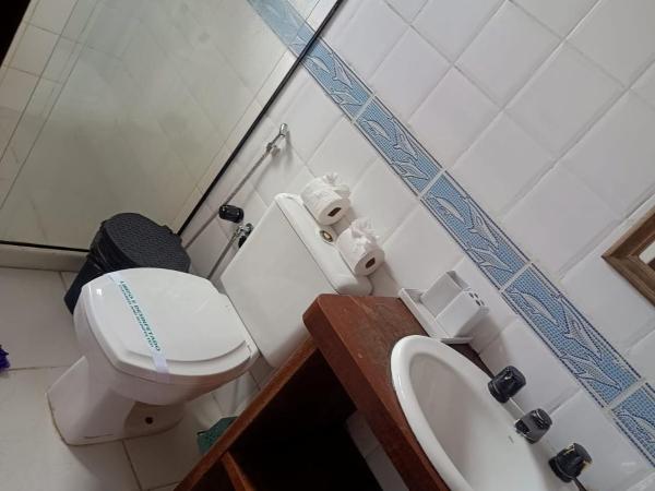 Pousada Mar'Tito Forno : photo 2 de la chambre chambre familiale - vue sur mer