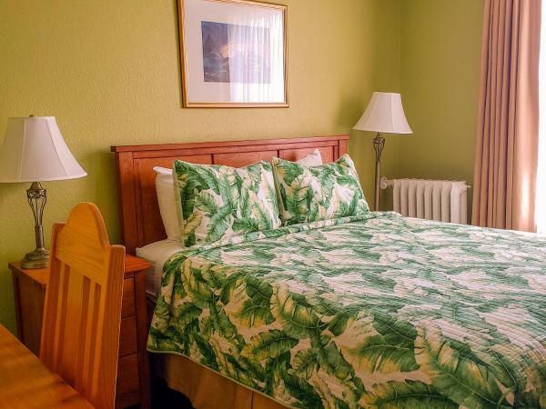 James Bay Inn Hotel, Suites & Cottage : photo 2 de la chambre chambre standard lit queen-size