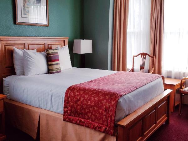 James Bay Inn Hotel, Suites & Cottage : photo 1 de la chambre chambre lit queen-size classique