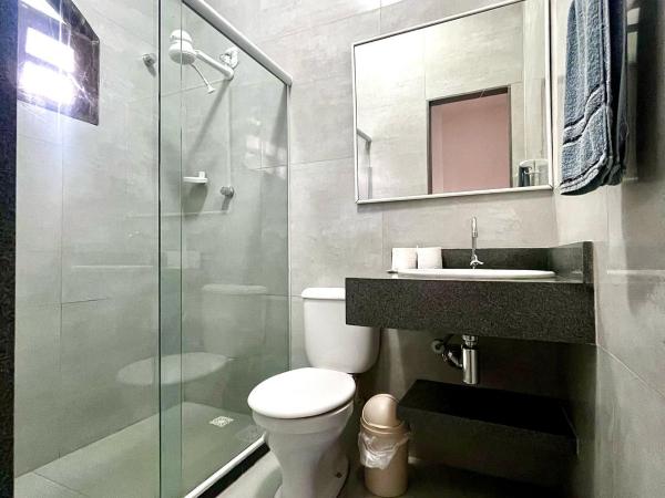 Pousada Recanto Das Emerências : photo 8 de la chambre chambre familiale