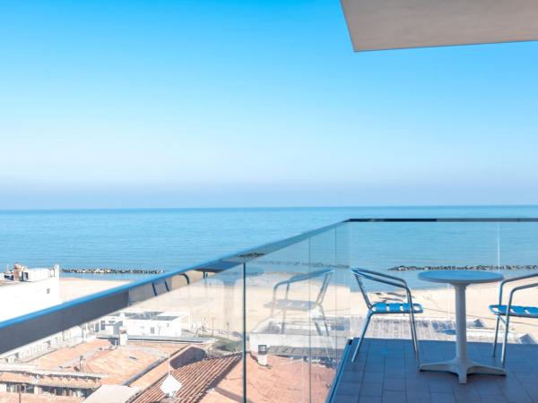 Hotel Harmony : photo 7 de la chambre chambre simple de luxe - vue sur mer