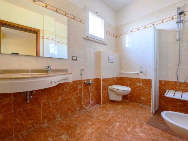 Hotel Harmony : photo 5 de la chambre chambre double ou lits jumeaux standard