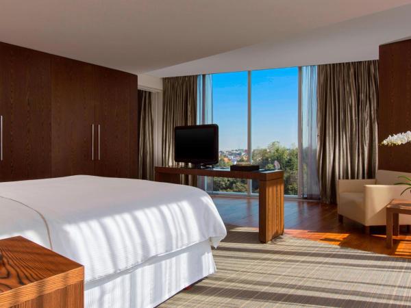 The Westin Santa Fe, Mexico City : photo 2 de la chambre suite junior principale 1 chambre avec accès au salon club