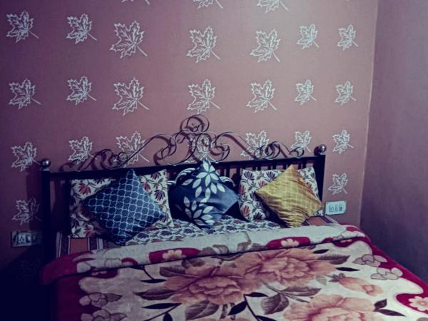 Hotel Ganpati guest house : photo 5 de la chambre chambre familiale