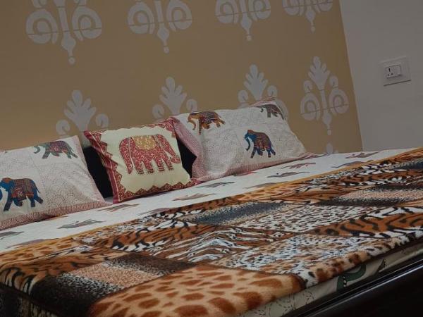 Hotel Ganpati guest house : photo 8 de la chambre chambre familiale