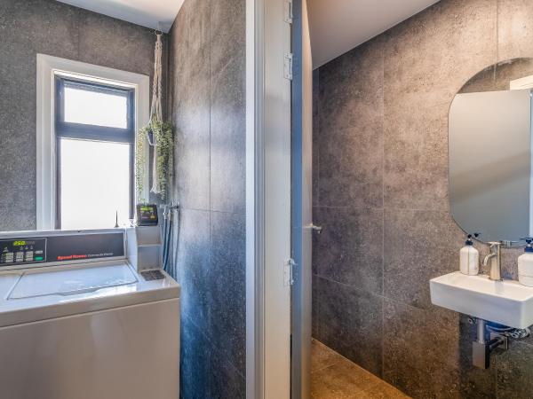 K2 Brisbane : photo 6 de la chambre chambre simple avec salle de bains commune