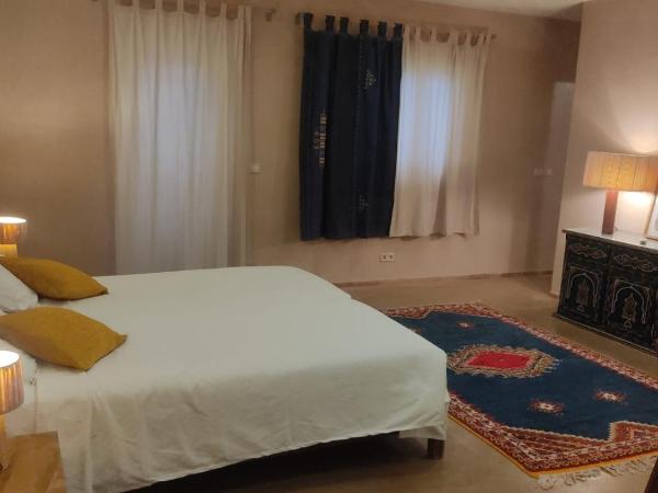 Côté Sud : photo 1 de la chambre appartement supérieur