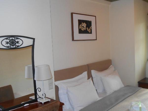 Siarava : photo 2 de la chambre chambre double ou lits jumeaux avec balcon