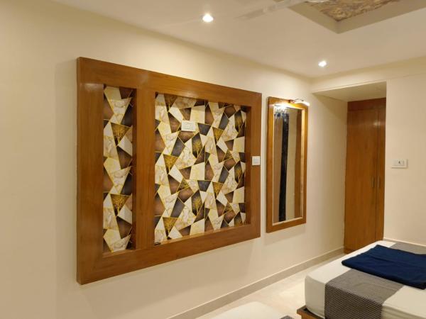 Hotel BKC Fortune : photo 6 de la chambre chambre familiale