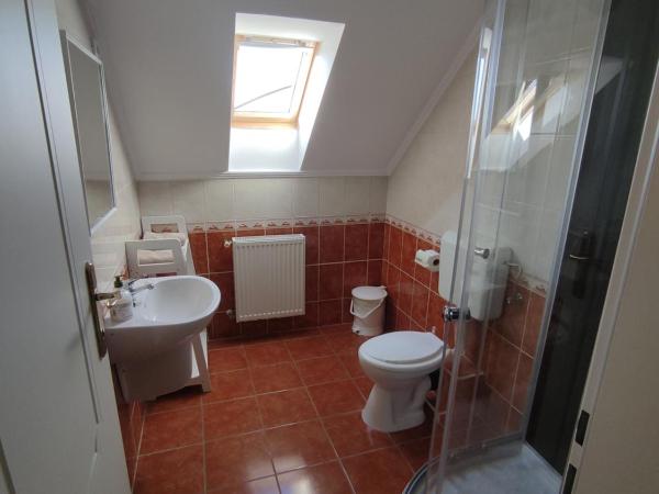 Invest Vendégház : photo 4 de la chambre chambre double ou lits jumeaux