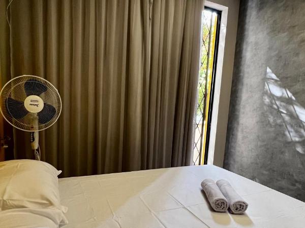 Belô Hostel : photo 1 de la chambre chambre double avec patio