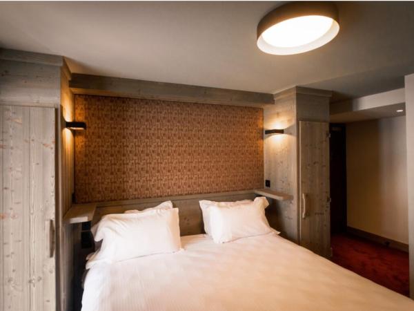 Hôtel L'Aigle du Montana by Les Etincelles : photo 1 de la chambre chambre double