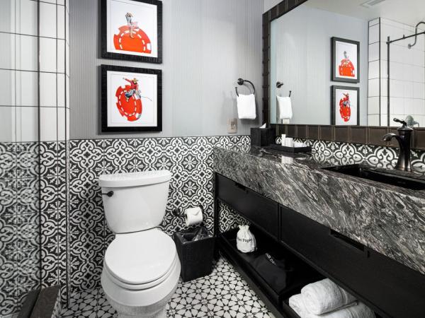 Silverton Casino Lodge - Newly Renovated : photo 5 de la chambre lodge lit king-size