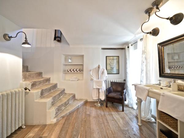 Villa Hautvallon : photo 4 de la chambre suite junior en duplex