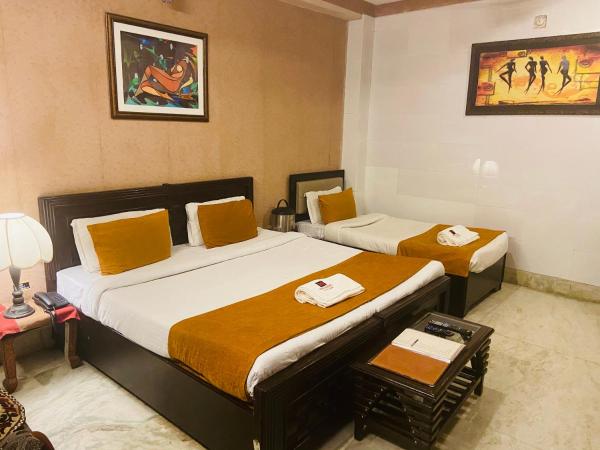 Hotel Meenakshi Udaipur - Family Preffered Hotel : photo 6 de la chambre chambre triple confort