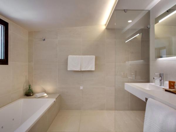 Benvengudo : photo 3 de la chambre petite maison (max 2 adultes + 2 enfants)