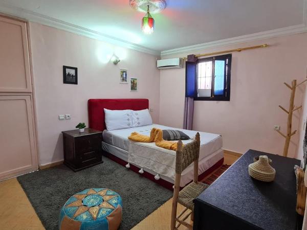 Riad dar sahrawi : photo 1 de la chambre chambre double deluxe avec douche