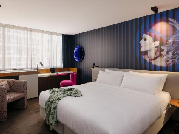 Hotel Indigo Sydney Potts Point, an IHG Hotel : photo 1 de la chambre chambre lit king-size standard