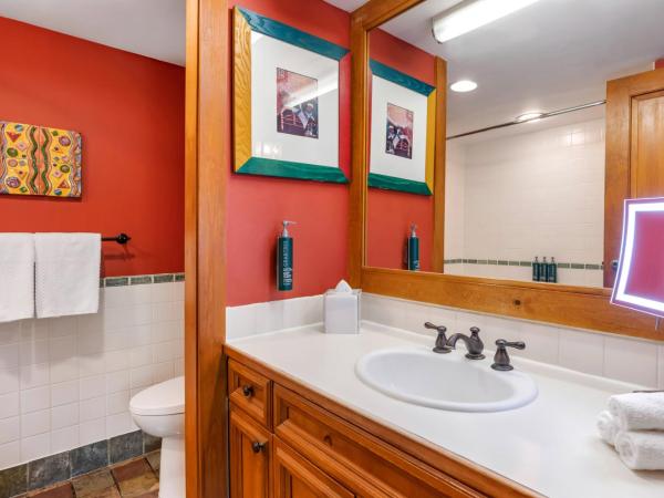 Hilton Grand Vacations Club Whistler : photo 6 de la chambre studio lit queen-size ou lits jumeaux