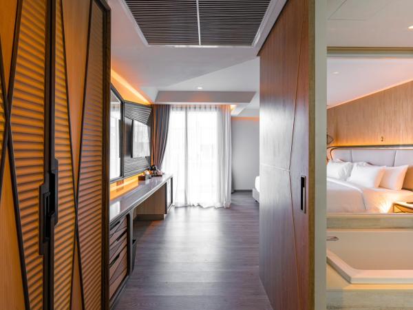 Amethyst Hotel Pattaya : photo 5 de la chambre chambre premier lit king-size