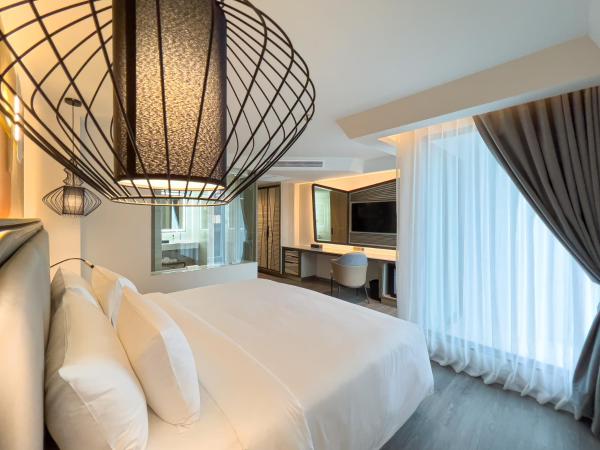 Amethyst Hotel Pattaya : photo 2 de la chambre chambre premier lit king-size