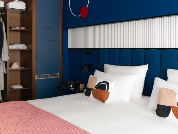 Hotel Indigo Barcelona Plaza Espana, an IHG Hotel : photo 4 de la chambre chambre lit queen-size premium - accessible aux personnes à mobilité réduite
