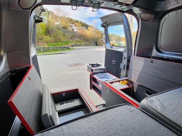 Electric London Black Minicamper : photo 3 de la chambre tente