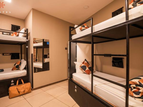 Zostel Mumbai : photo 4 de la chambre lit dans dortoir mixte de 6 lits