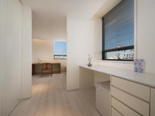 Chengdu Chengshe Hotel - Wenjiang University Town Southwest Caida Branch : photo 4 de la chambre ruogu deluxe suite with bathtub