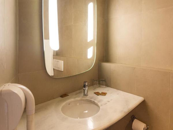 Ibis Casablanca City Center : photo 9 de la chambre chambre double standard