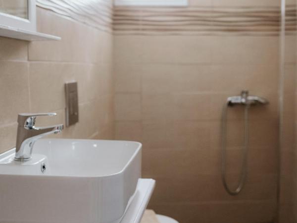 Hotel Thirasia : photo 5 de la chambre chambre double supérieure