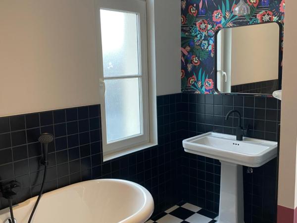 LABE Hôtel Tours Centre Gare : photo 6 de la chambre suite supérieure 