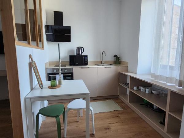 Le Royal Hôtel Restaurant : photo 4 de la chambre studio supérieur