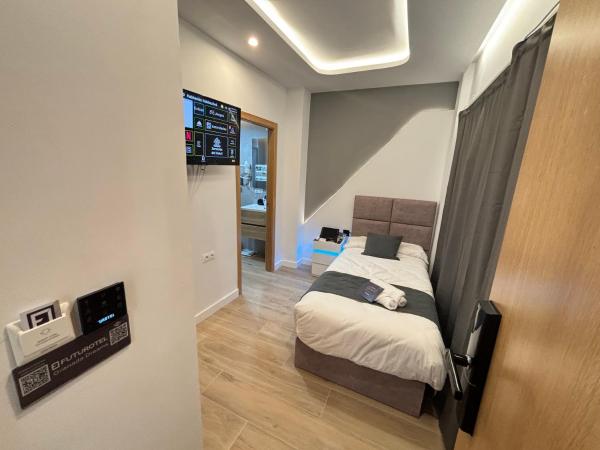 Futurotel Granada Dreams : photo 4 de la chambre petite chambre simple