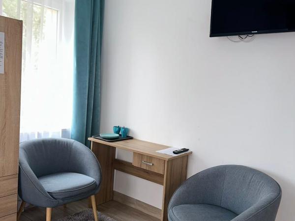 Hostel Mleczna - Metro Zacisze : photo 1 de la chambre chambre double