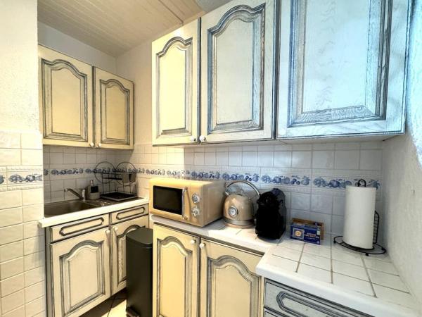 Résidence Marie-Thérèse : photo 6 de la chambre appartement