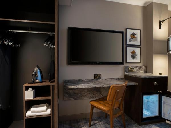 Leonardo Royal Hotel Edinburgh : photo 1 de la chambre chambre double - accessible aux personnes à mobilité réduite