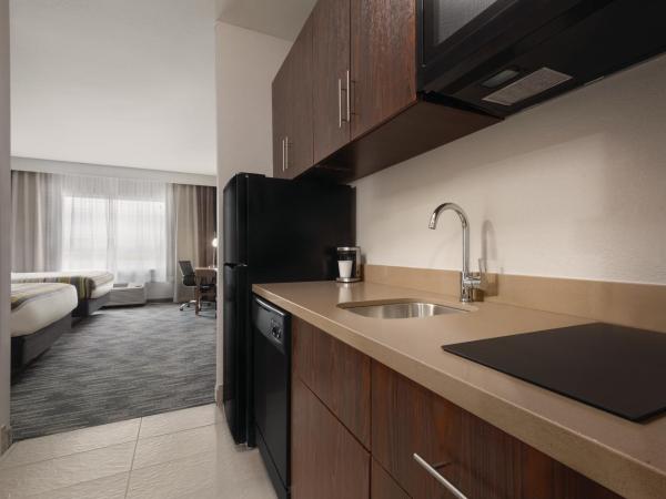 Country Inn & Suites by Radisson, Oklahoma City - Bricktown, OK : photo 1 de la chambre chambre lit king-size - non-fumeurs